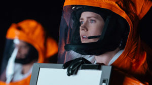 Arrival Film Review – Amy Adams Shines in an Humanesque Science Fiction Film