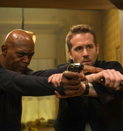 The Hitman’s Bodyguard Film Review – Samuel L. Jackson & Ryan Reynolds Amp Things Up